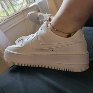 Nike Air Force 1 Sage Low White